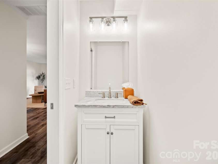 131 Colony Drive, Arden, NC 28704.  MLS# CAR4418138, YatesRealty ID 50611. 