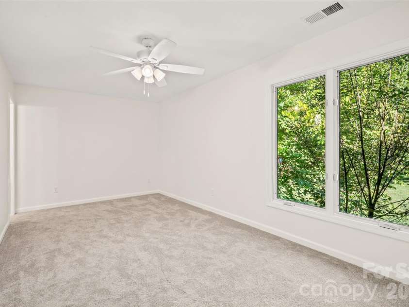 131 Colony Drive, Arden, NC 28704.  MLS# CAR4418138, YatesRealty ID 50611. 