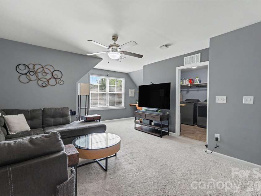 437 Zoe Bee Drive, Clover, SC 29710.  MLS# CAR4423033, YatesRealty ID 50613. 