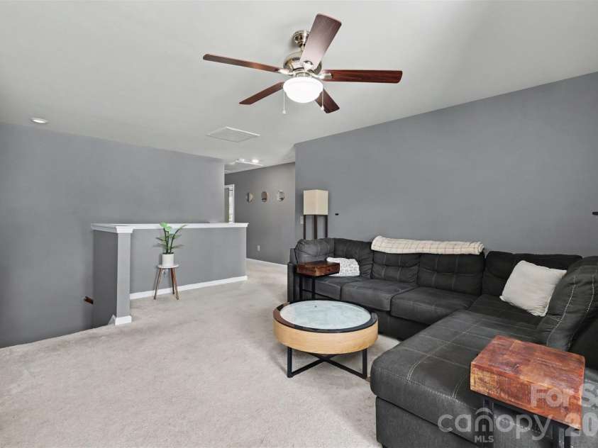 437 Zoe Bee Drive, Clover, SC 29710.  MLS# CAR4423033, YatesRealty ID 50613. 