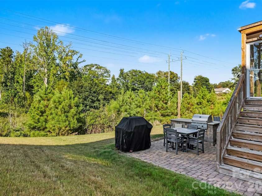 437 Zoe Bee Drive, Clover, SC 29710.  MLS# CAR4423033, YatesRealty ID 50613. 