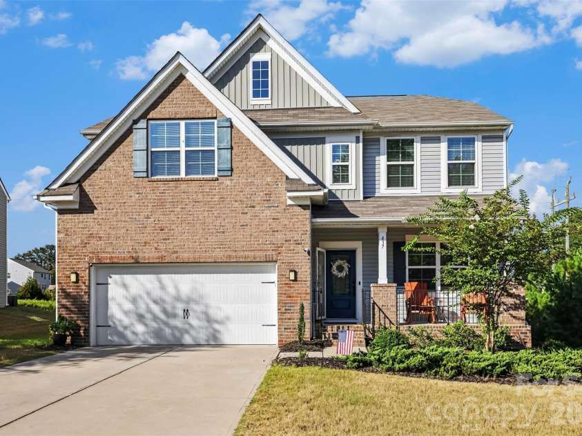 437 Zoe Bee Drive, Clover, SC 29710.  MLS# CAR4423033, YatesRealty ID 50613. 