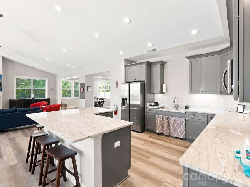 72 Sunny Meadows Boulevard, Arden, NC 28704.  MLS# CAR4421801, YatesRealty ID 50614. Clubhouse Interior