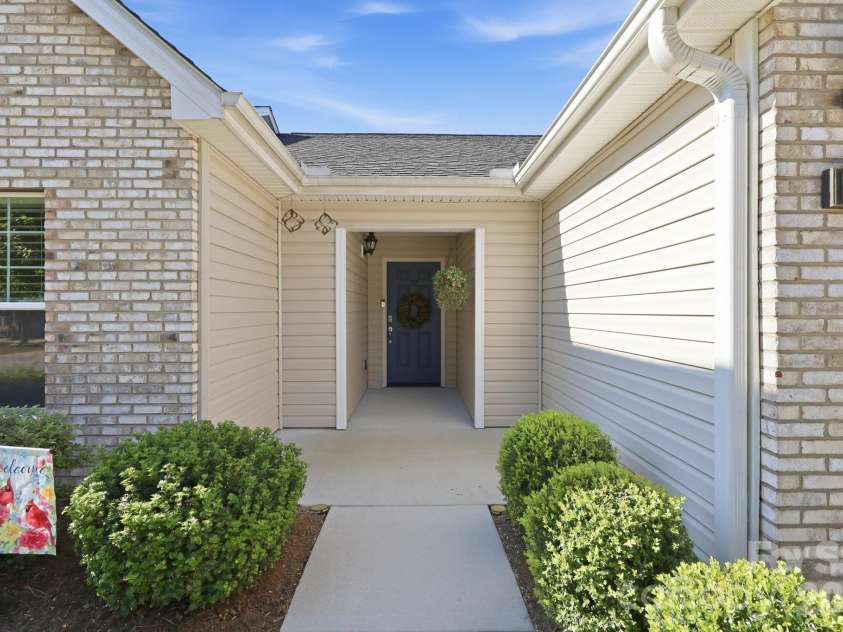 72 Sunny Meadows Boulevard, Arden, NC 28704.  MLS# CAR4421801, YatesRealty ID 50614. Front Entry