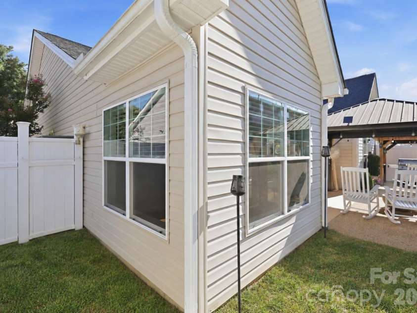 72 Sunny Meadows Boulevard, Arden, NC 28704.  MLS# CAR4421801, YatesRealty ID 50614. Grassy Back Yard