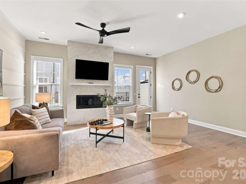 5026 Harrowsmith Lane, Charlotte, NC 28204.  MLS# CAR4424006, YatesRealty ID 50615. 