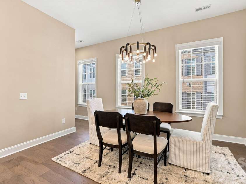5026 Harrowsmith Lane, Charlotte, NC 28204.  MLS# CAR4424006, YatesRealty ID 50615. 