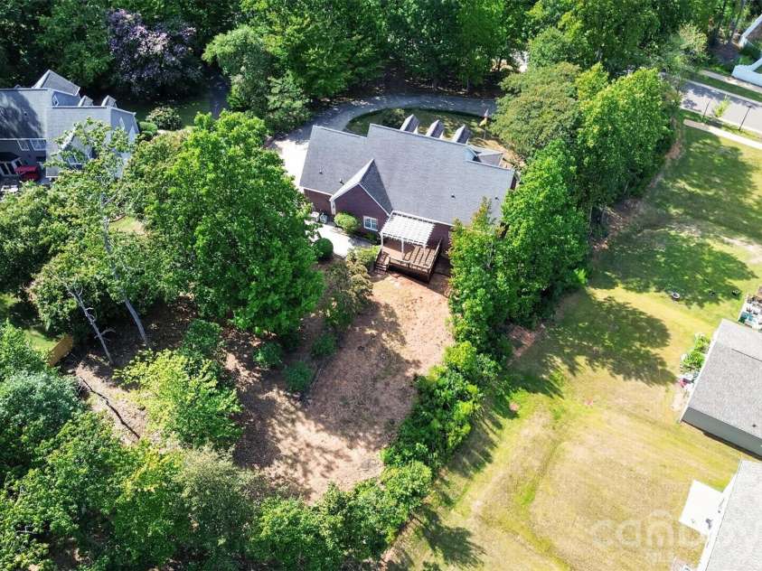 4904 Steepleton Way, Charlotte, NC 28215.  MLS# CAR4415870, YatesRealty ID 50616. 