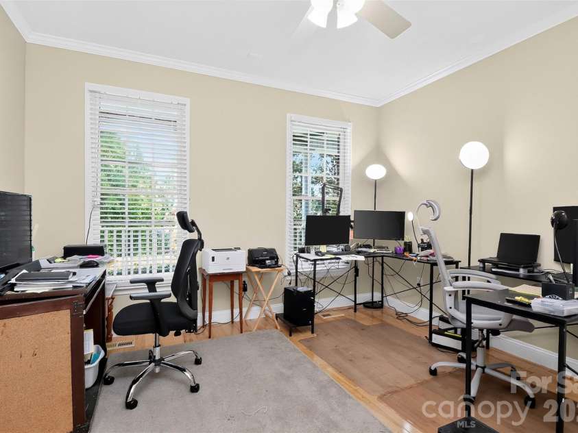 4904 Steepleton Way, Charlotte, NC 28215.  MLS# CAR4415870, YatesRealty ID 50616. Main Level Office/Bedroom