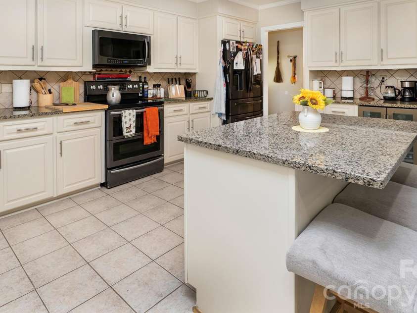 717 Pilgrim Forest Drive, Monroe, NC 28110.  MLS# CAR4422663, YatesRealty ID 50620. 