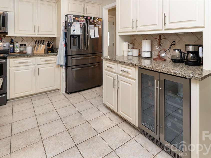 717 Pilgrim Forest Drive, Monroe, NC 28110.  MLS# CAR4422663, YatesRealty ID 50620. 