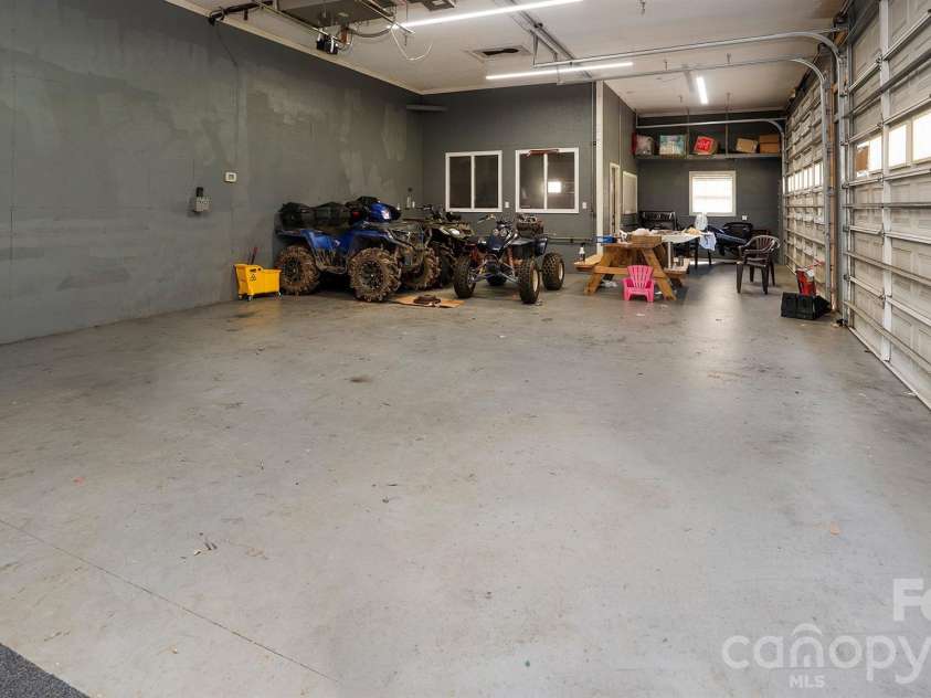 717 Pilgrim Forest Drive, Monroe, NC 28110.  MLS# CAR4422663, YatesRealty ID 50620. 