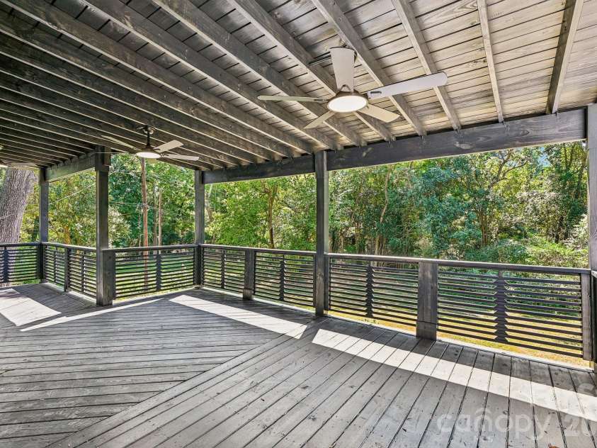 4908 Zephyr Lane, Charlotte, NC 28209.  MLS# CAR4424170, YatesRealty ID 50621. 