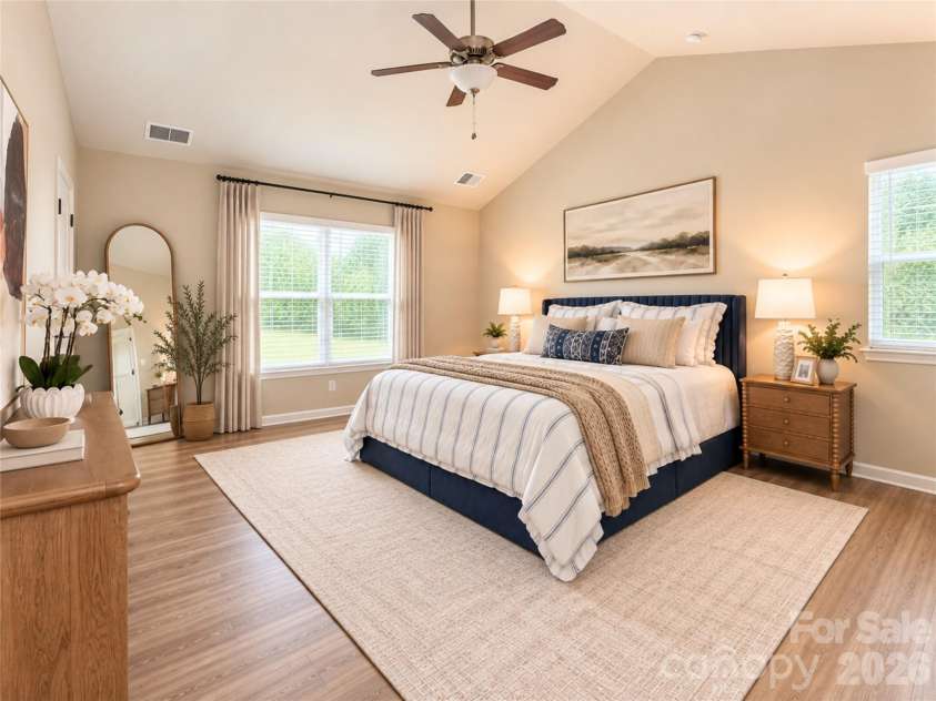 2220 Dardan Woods Drive, Charlotte, NC 28215.  MLS# CAR4424073, YatesRealty ID 50624. 