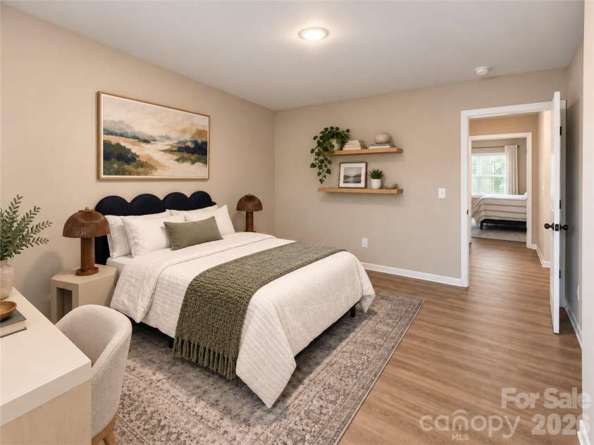 2220 Dardan Woods Drive, Charlotte, NC 28215.  MLS# CAR4424073, YatesRealty ID 50624. 