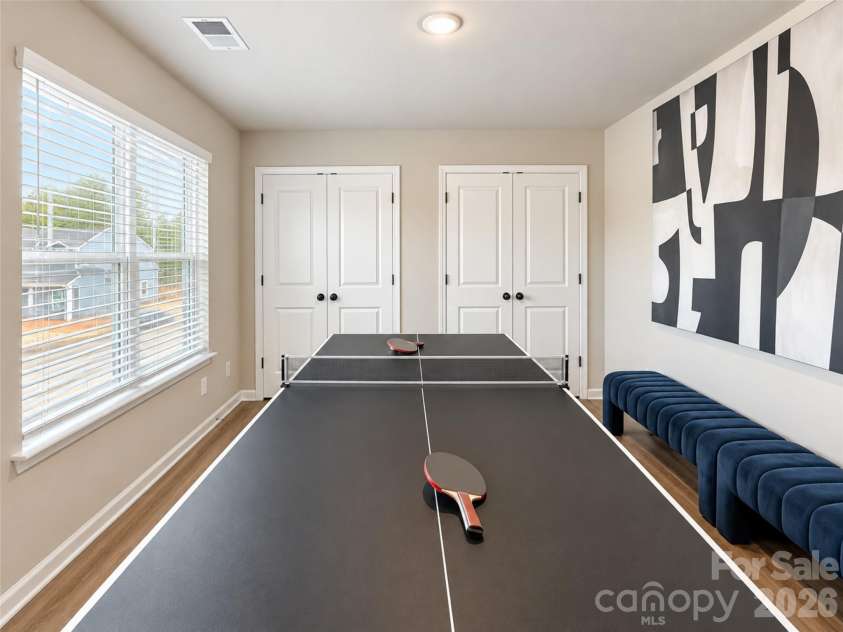 2220 Dardan Woods Drive, Charlotte, NC 28215.  MLS# CAR4424073, YatesRealty ID 50624. 