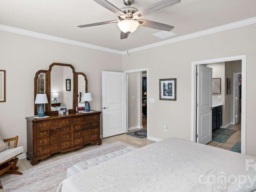 4046 Havenport Circle, Tega Cay, SC 29708.  MLS# CAR4423988, YatesRealty ID 50625. 