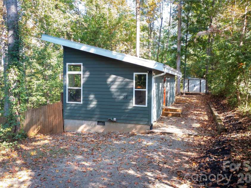 59 Country Cove Court, Leicester, NC 28748.  MLS# CAR4423735, YatesRealty ID 50627. 