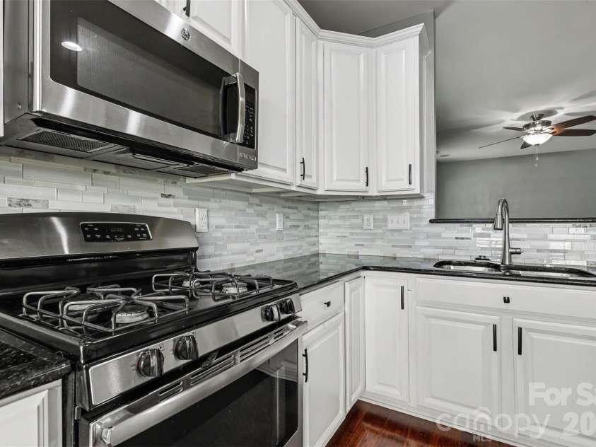 1770 Felts Parkway, Fort Mill, SC 29715.  MLS# CAR4424077, YatesRealty ID 50628. 