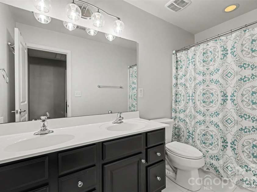 1770 Felts Parkway, Fort Mill, SC 29715.  MLS# CAR4424077, YatesRealty ID 50628. 