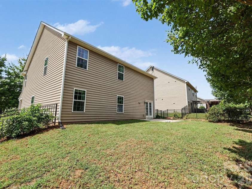 1770 Felts Parkway, Fort Mill, SC 29715.  MLS# CAR4424077, YatesRealty ID 50628. 