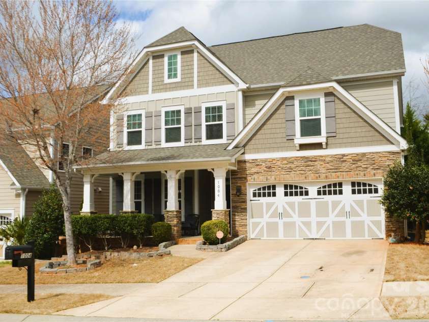 1004 Fallondale Road, Waxhaw, NC 28173.  MLS# CAR4354911, YatesRealty ID 5063. 