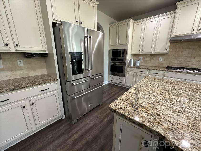1004 Fallondale Road, Waxhaw, NC 28173.  MLS# CAR4354911, YatesRealty ID 5063. 