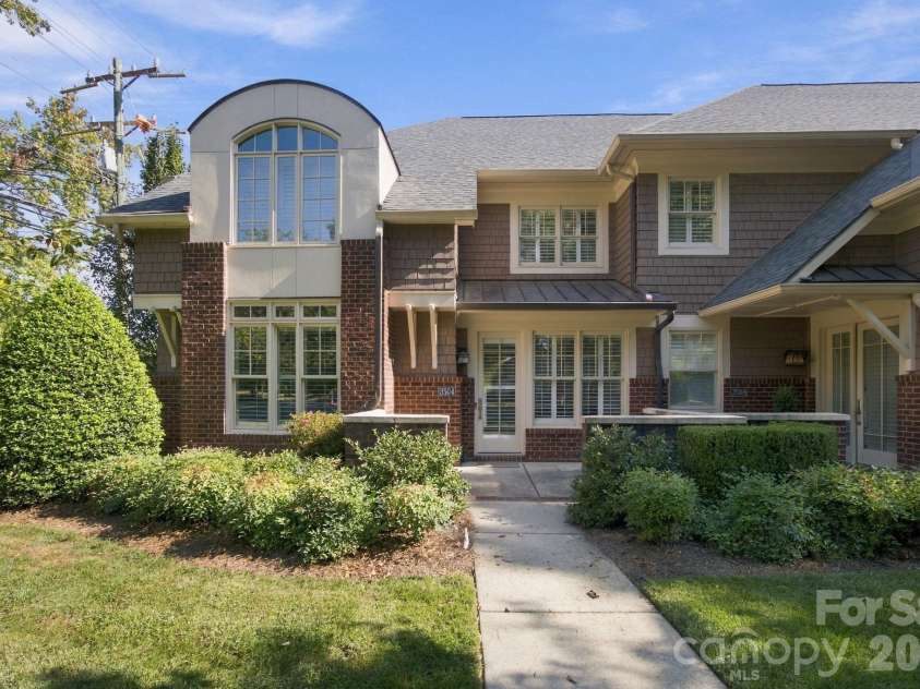 3504 Winslow Green Drive, Charlotte, NC 28210.  MLS# CAR4423017, YatesRealty ID 50631. 