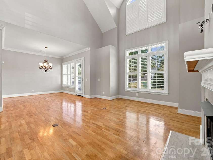 3504 Winslow Green Drive, Charlotte, NC 28210.  MLS# CAR4423017, YatesRealty ID 50631. 