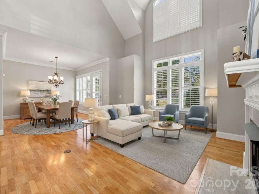 3504 Winslow Green Drive, Charlotte, NC 28210.  MLS# CAR4423017, YatesRealty ID 50631. 