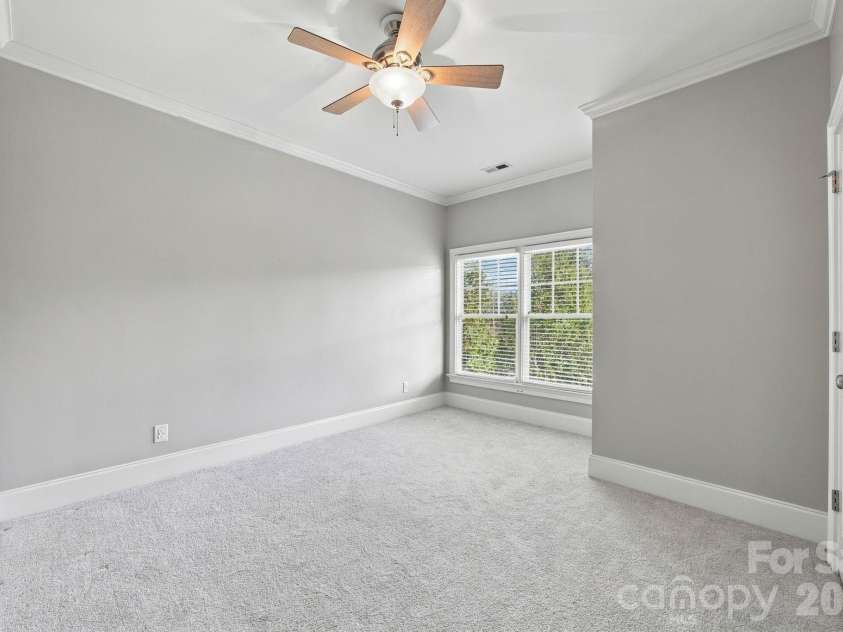 3504 Winslow Green Drive, Charlotte, NC 28210.  MLS# CAR4423017, YatesRealty ID 50631. 