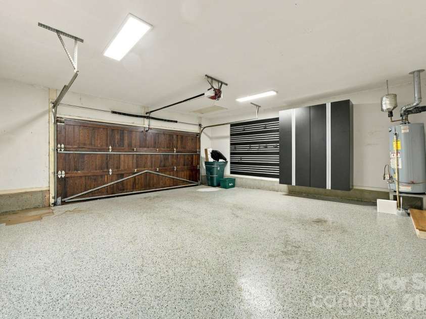 3504 Winslow Green Drive, Charlotte, NC 28210.  MLS# CAR4423017, YatesRealty ID 50631. 