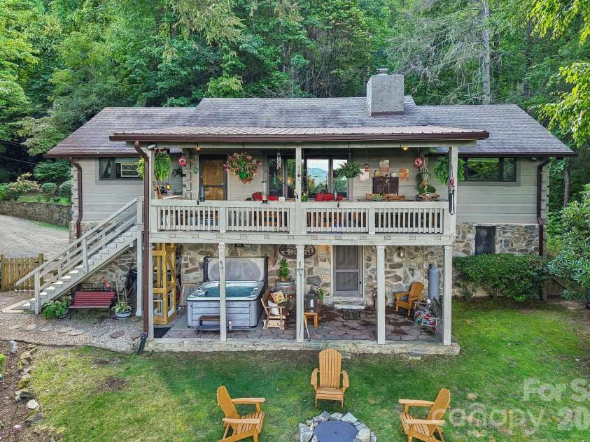 782 Setzer Cove Road, Maggie Valley, NC 28751.  MLS# CAR4421807, YatesRealty ID 50632. 