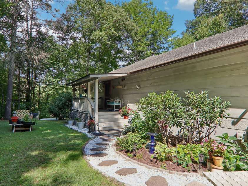 782 Setzer Cove Road, Maggie Valley, NC 28751.  MLS# CAR4421807, YatesRealty ID 50632. 