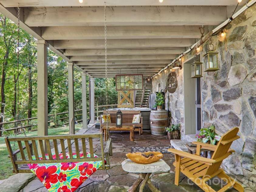 782 Setzer Cove Road, Maggie Valley, NC 28751.  MLS# CAR4421807, YatesRealty ID 50632. 