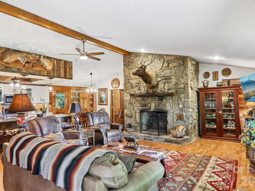 782 Setzer Cove Road, Maggie Valley, NC 28751.  MLS# CAR4421807, YatesRealty ID 50632. 