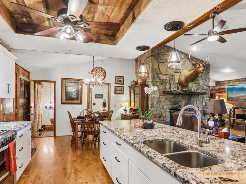 782 Setzer Cove Road, Maggie Valley, NC 28751.  MLS# CAR4421807, YatesRealty ID 50632. 