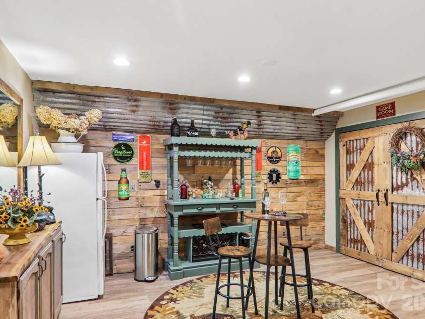 782 Setzer Cove Road, Maggie Valley, NC 28751.  MLS# CAR4421807, YatesRealty ID 50632. 
