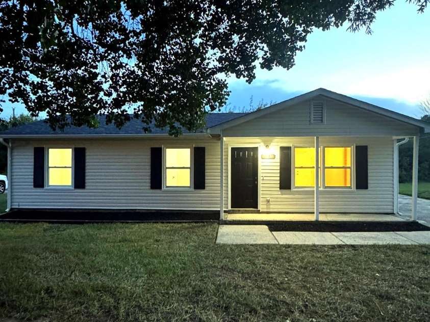 606 Creekridge Road, Monroe, NC 28110.  MLS# CAR4424158, YatesRealty ID 50633. Front of House