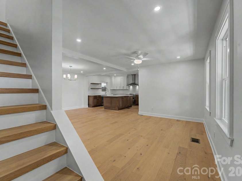 186 Sylvan Heights Drive, Sylva, NC 28773.  MLS# CAR4421307, YatesRealty ID 50635. 