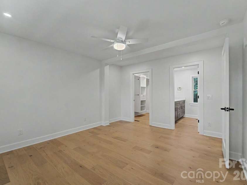 186 Sylvan Heights Drive, Sylva, NC 28773.  MLS# CAR4421307, YatesRealty ID 50635. 