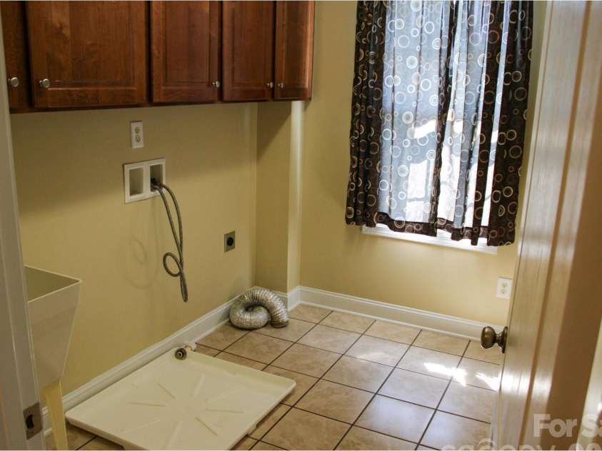1058 Lilac Lane, Salisbury, NC 28147.  MLS# CAR4424096, YatesRealty ID 50636. 