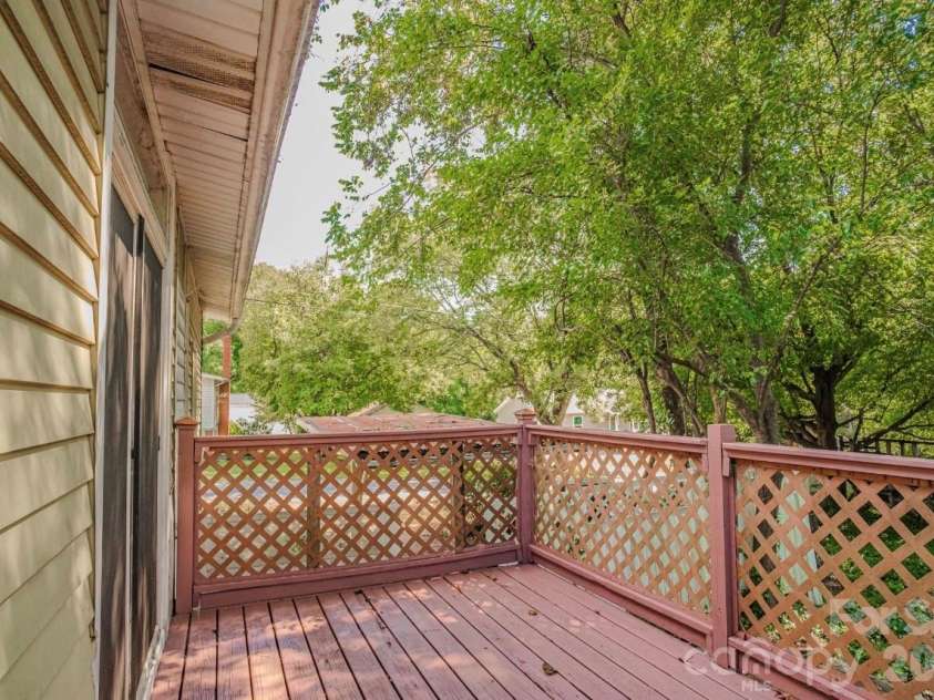 401 8th Street, Spencer, NC 28159.  MLS# CAR4424219, YatesRealty ID 50637. 