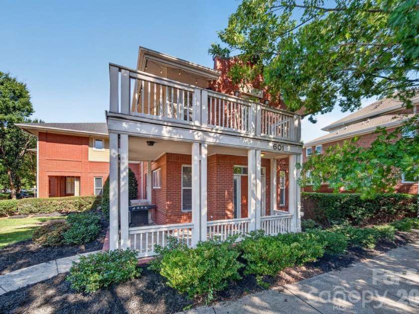 601 Davidson Street, Charlotte, NC 28202.  MLS# CAR4422859, YatesRealty ID 50638. 