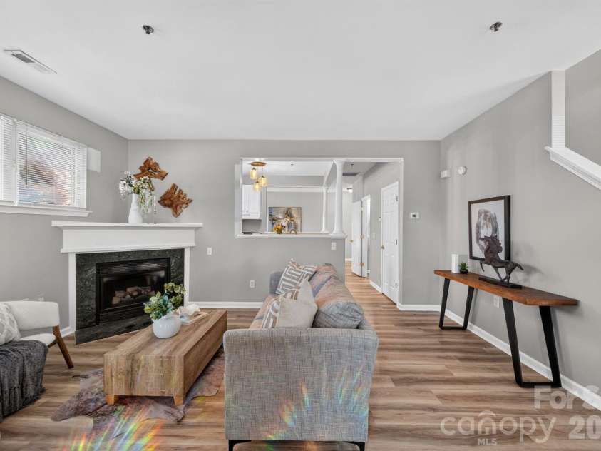 601 Davidson Street, Charlotte, NC 28202.  MLS# CAR4422859, YatesRealty ID 50638. 