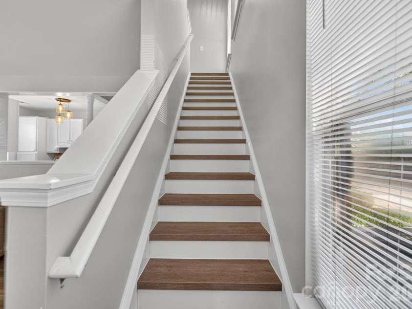 601 Davidson Street, Charlotte, NC 28202.  MLS# CAR4422859, YatesRealty ID 50638. 