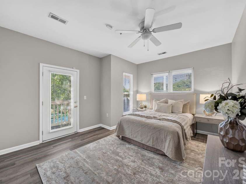 601 Davidson Street, Charlotte, NC 28202.  MLS# CAR4422859, YatesRealty ID 50638. 