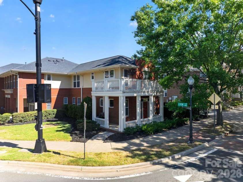 601 Davidson Street, Charlotte, NC 28202.  MLS# CAR4422859, YatesRealty ID 50638. 