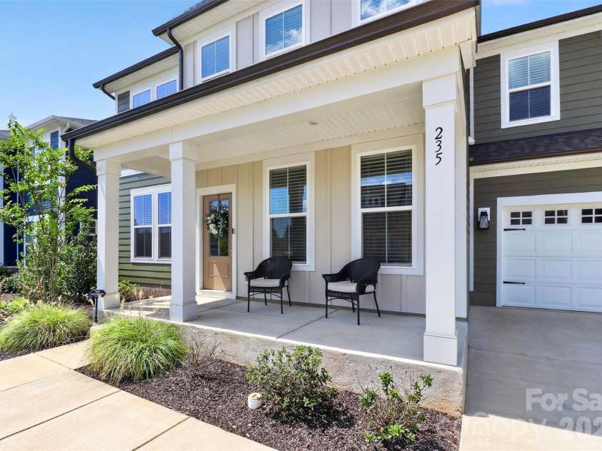 235 Supernova Drive, York, SC 29745.  MLS# CAR4417452, YatesRealty ID 50640. 