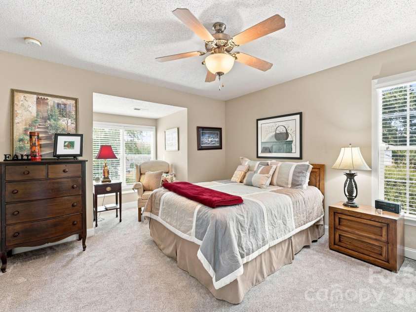 1075 Glenfield Drive, Salisbury, NC 28147.  MLS# CAR4422693, YatesRealty ID 50642. 